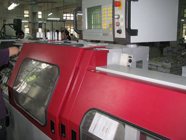 馬天尼全自動鎖線機(jī).jpg